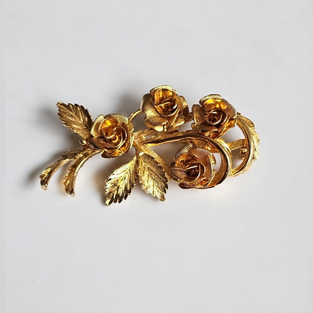 Vintage Coro Gold Floral Brooch